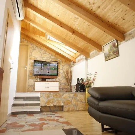 Urbi Et Orbi ספליט