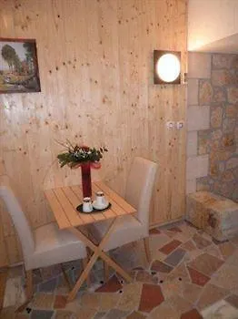 Urbi Et Orbi Apartment *