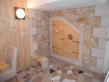 우르비 엣 오르비 *