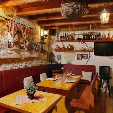 Apartman Urbi Et Orbi *