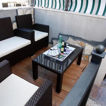 Urbi Et Orbi Apartman *