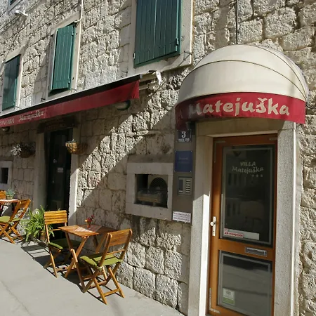 Urbi Et Orbi Apartman *