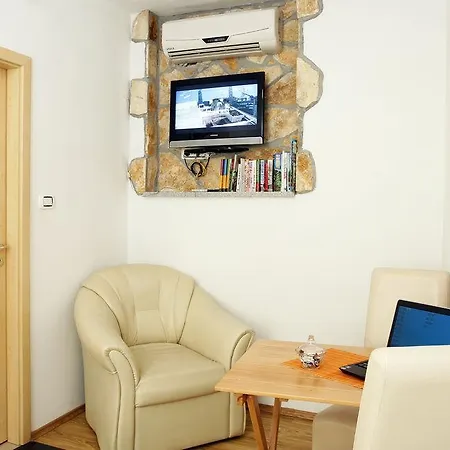Urbi Et Orbi Apartmán